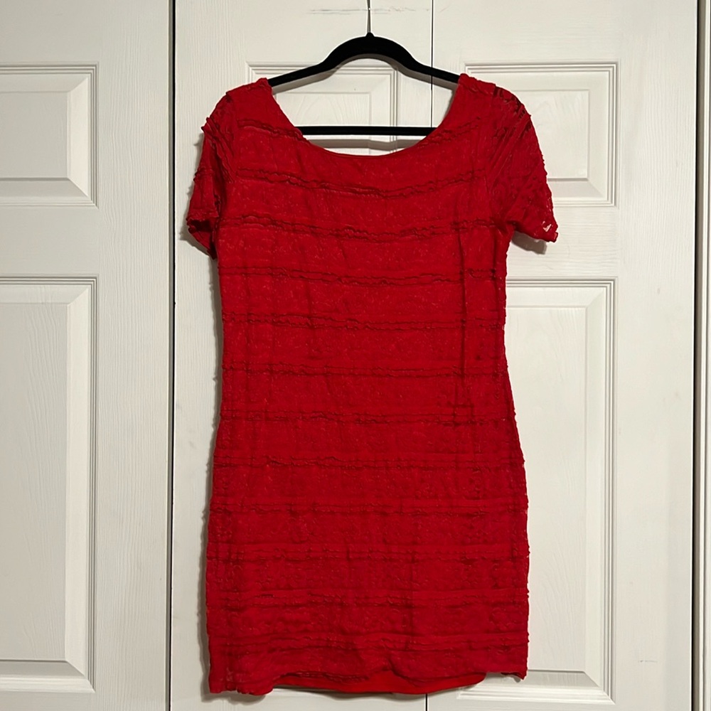 red lace body con dresss